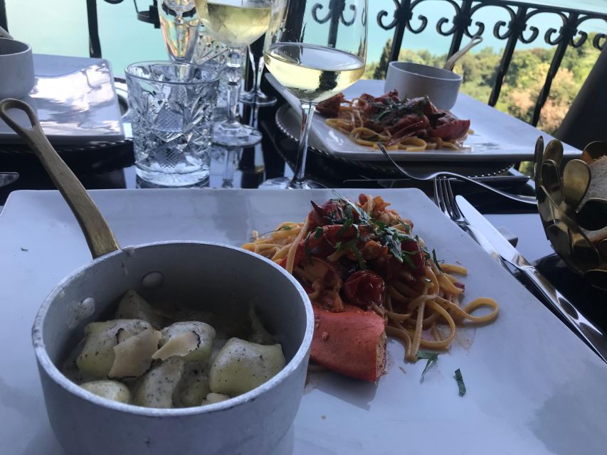 Rome: Award-Winning Roman Food Tours - Meeting in the Alley: Finding La Nicchia Café Without Losing Your Mind