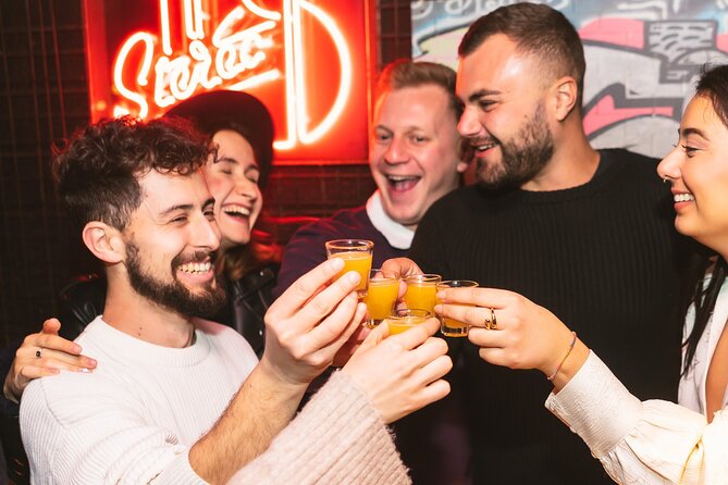 Rome Bar Crawl: Interactive Night Tour with Games and Karaoke - Guides are the secret ingredient: who you might get and what to look for