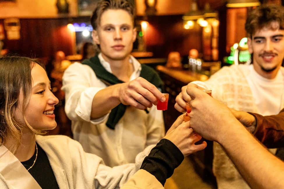 Rome: Bar Crawl with Guide and Drinks Included - Social Time Without the Awkwardness