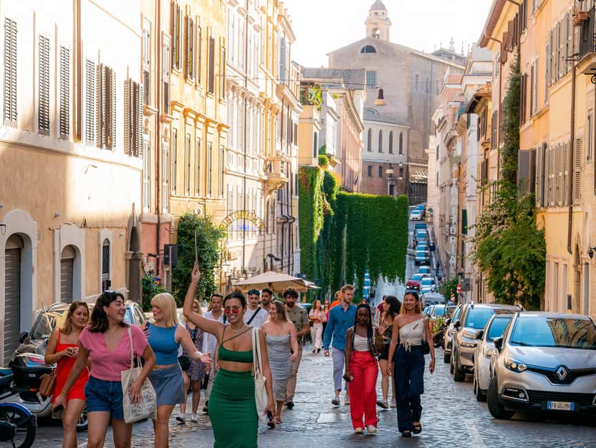 Rome: Bar Crawl with Local Guide & Drinks - Practical Tips to Make Your Night Go Smoothly