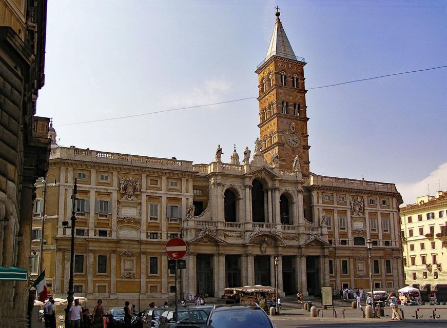 Rome: Basilica of St Mary Major Catholic Pilgrim Tour - The Holy Door at close range: what you’re actually looking at