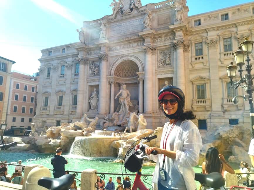 Rome: Bike Rental 4-hours - Colosseum area memories: riding past ancient Rome’s biggest stage