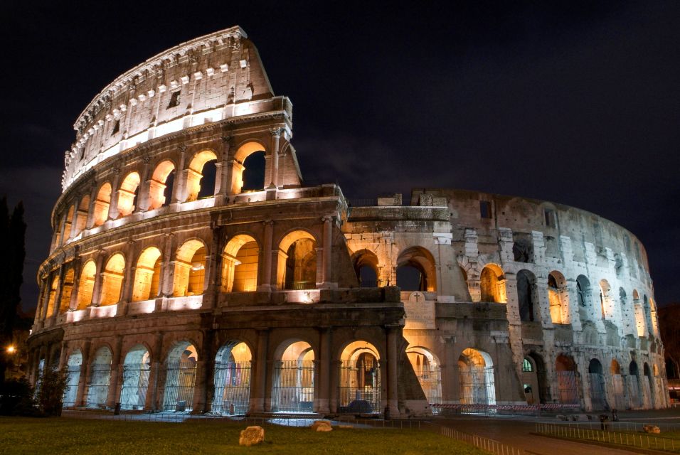 Rome by Night: 3-Hour Guided Walking Tour - Piazza Navona After Dark: When the Square Looks Like a Stage