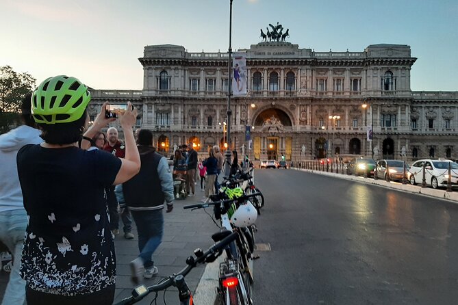 Rome by Night PRIVATE Bike Tour - Why an e-bike is the smart move for seeing central Rome