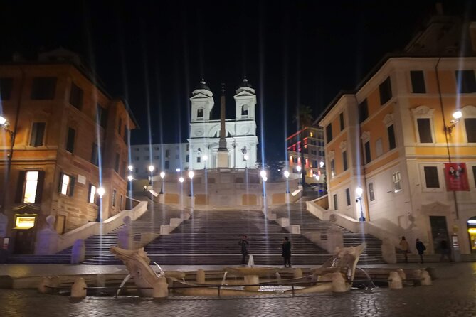 Rome by Night - Small Group Walking Tour with Gelato - Stop 3: Temple of Hadrian for a quick ancient payoff