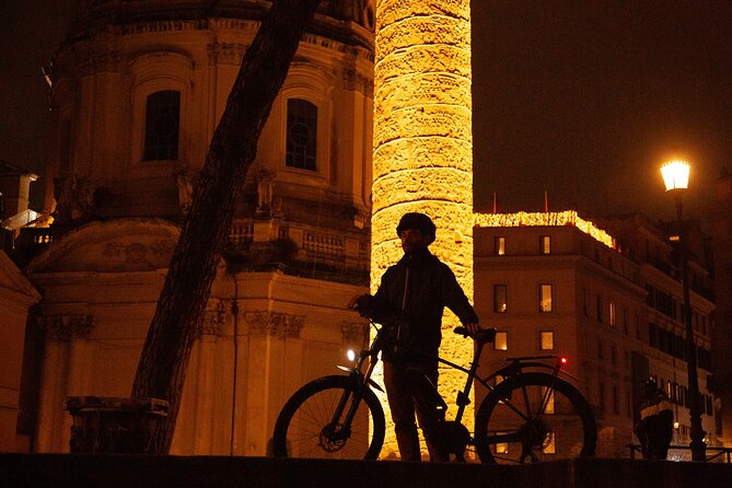 Rome by Night Tour with Top E-bike and optional Italian Dinner - Piazza Navona and the Pantheon area: quick takes on the city’s icons