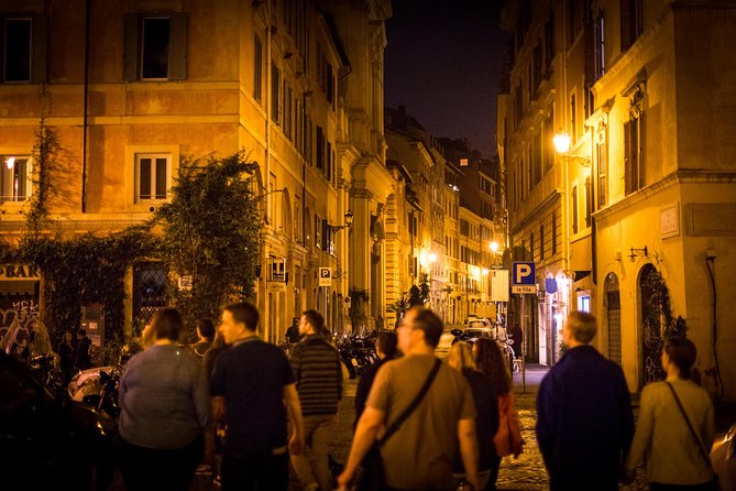 Rome by Night Walking Tour - Legends & Criminal Stories - Inquisition stories that turn politics into personal fear