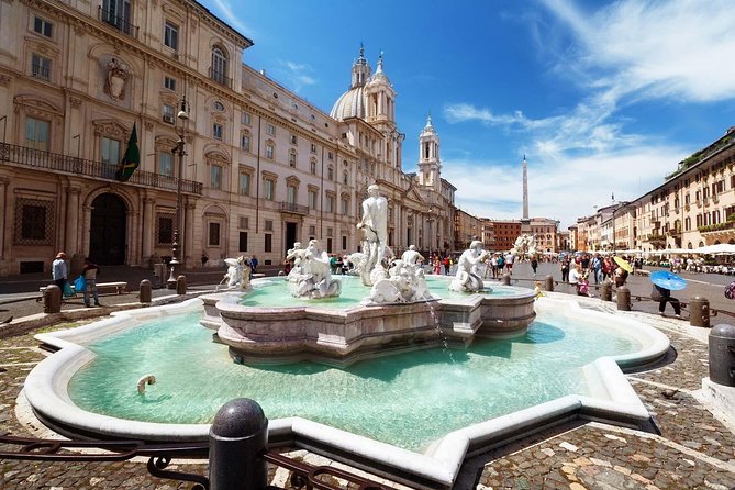 Rome by Night Walking Tour - Meeting at Piazza del Colosseo: logistics that can make or break the first 10 minutes