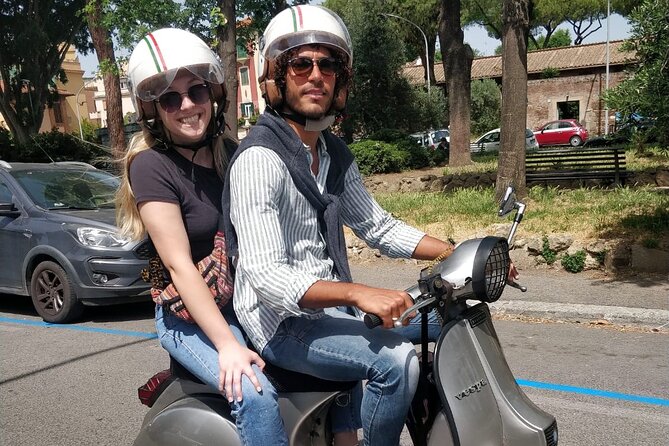 Rome by Vespa: Classic Rome Tour with Pick up - Testaccio: espresso or gelato in a real foodie corner