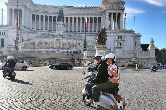Rome by Vespa: Classic Rome Tour with Pick up - Campo de’ Fiori and the final scenic ride up Palatine Hill