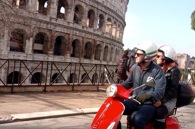 Rome by Vespa: Classic Rome Tour with Pick up - Practical tips: how to feel comfortable on the Vespa