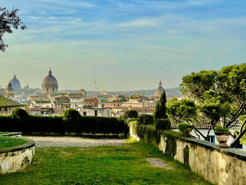 Rome: Capitoline Museums Private Guided Tour - Ground Floor Exedra: Marcus Aurelius and the Temple Ruins Look Up