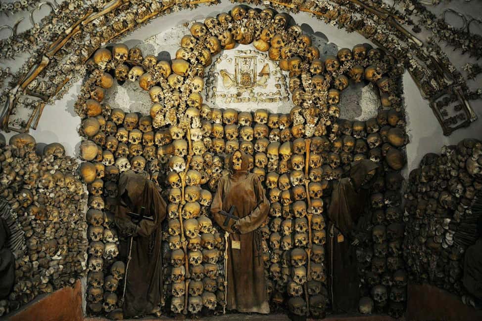 Rome: Capuchin Crypt to Pantheon Tour - Trevi Fountain stop: the coin moment and a calmer way to see it
