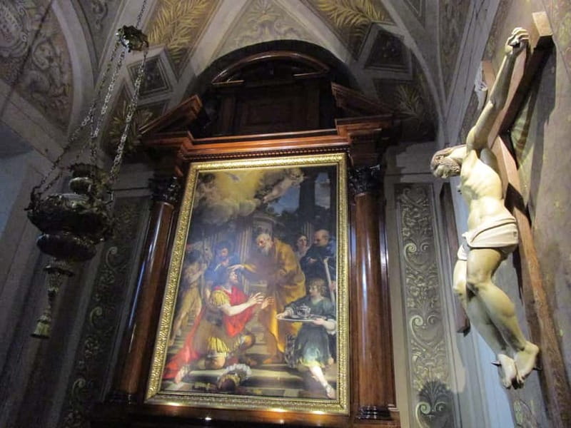 Rome: Capuchin Crypts Skip-the-Line Ticket and Tour - Where the bones came from: the Trevi Fountain connection