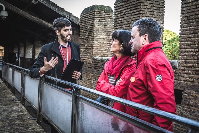 Rome: Castel Sant'Angelo Entry Ticket & Express Panoramic Tour - Inside the castle: what you’ll actually see in the guided hour
