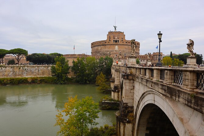 Rome: Castel Sant'Angelo Guided Tour - Group size, pace, and how to choose the right mindset