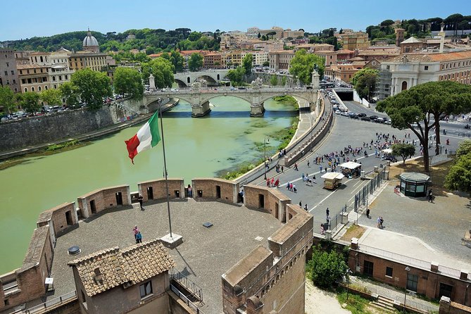 Rome: Castel Sant’Angelo Priority Entry Ticket - Rooftop terrace views: the moment the ticket pays off