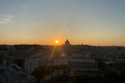 Rome: Castel Sant'Angelo Skip-the-Line Entry Ticket - Getting in fast: host pickup and the express security check