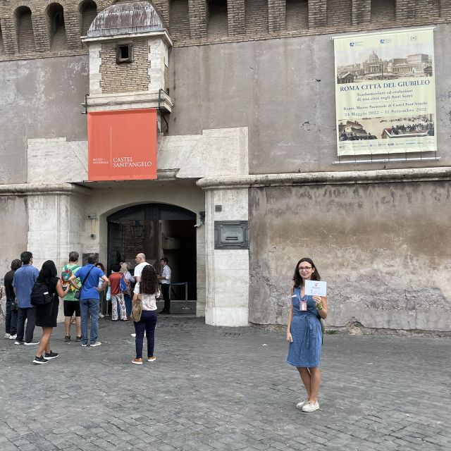 Rome: Castel Sant'Angelo Tour With Skip-the-line Access - Papal corridors, apartments, and the art you shouldn’t rush past