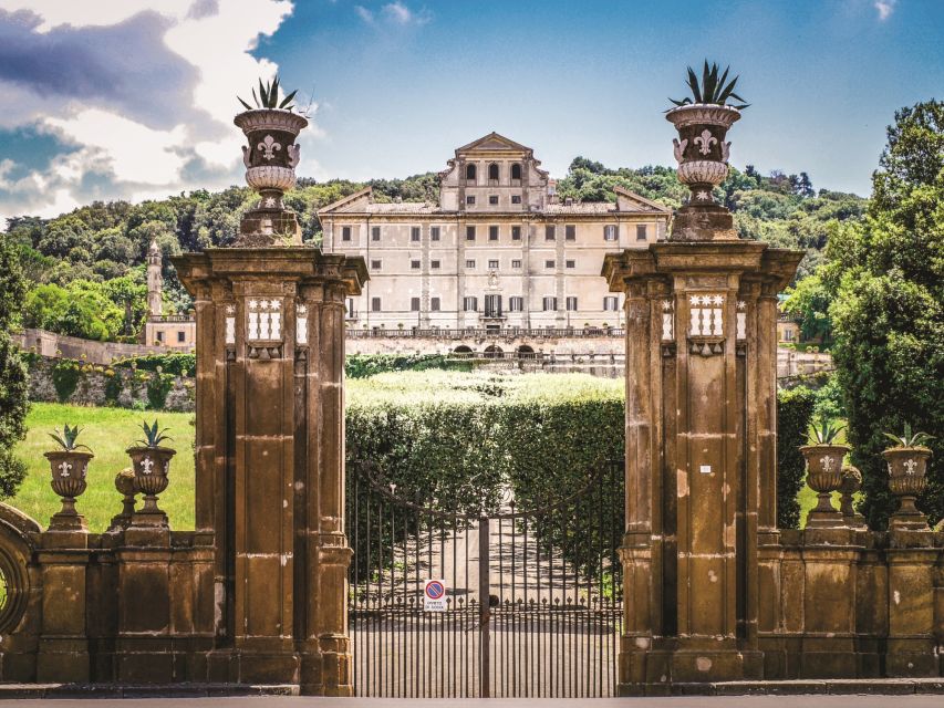 Rome: Castelli Romani Hop-on and Hop-off Tour - Line 1 on Saturday: Frascati to Grottaferrata to Marino to Castel Gandolfo and the lake