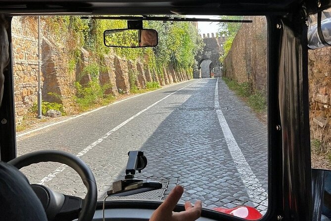 Rome Catacomb & Appian Way Small-Group Tour by Golf Cart - Piazza Venezia and the end back at Via Urbana 40