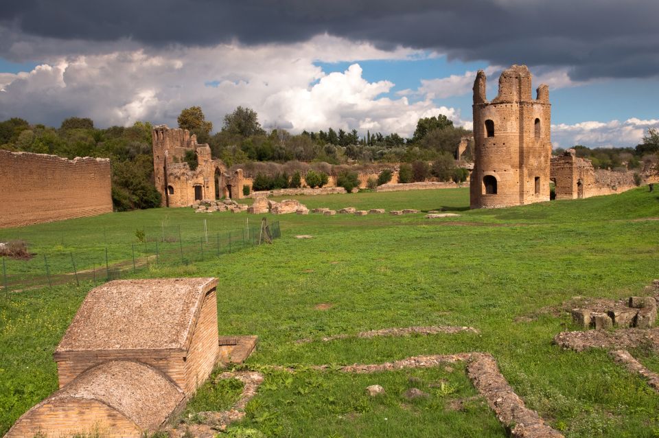 Rome: Catacombs Guided Tour with Transfer - Getting There: Touristation Aracoeli and the easiest start