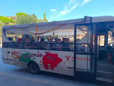 Rome: Catacombs Guided Tour with Transfer - The panoramic open-bus transfer: part sightseeing, part sanity