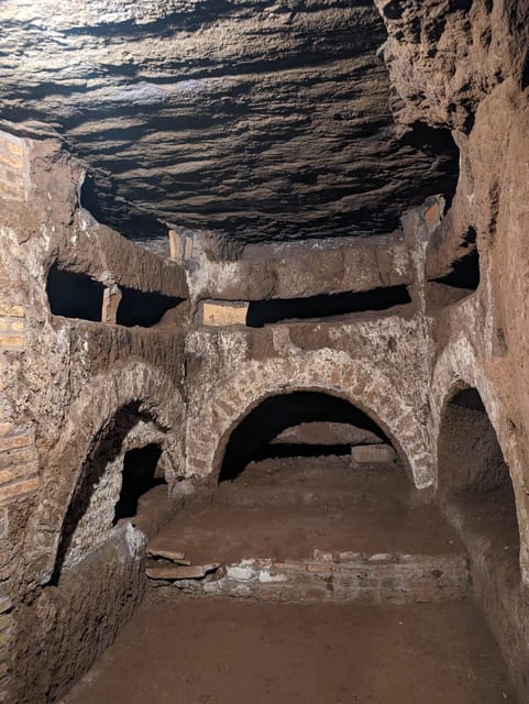 Rome: Catacombs Skip-the-Line Tour with Tickets - How the guide makes or breaks an underground tour