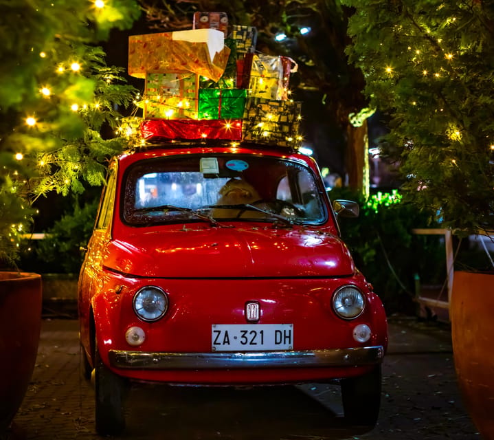 Rome: Christmas Lights Walking Tour - Via dei Coronari and Ponte Sant’Angelo: riverside photos and story stops