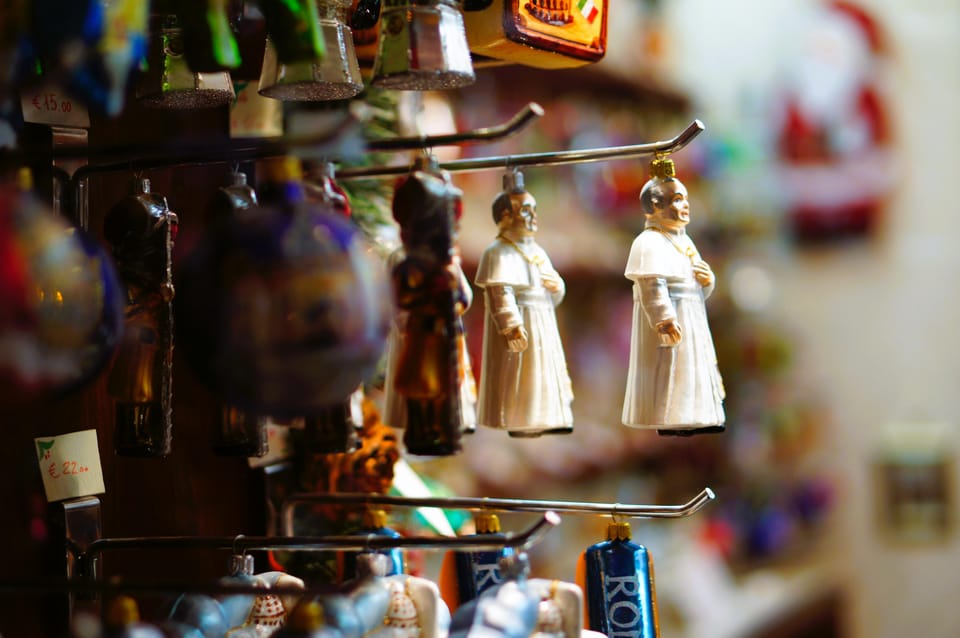 Rome: Christmas Lights Walking Tour - Price value: is $55 worth 1.5 hours in Rome?