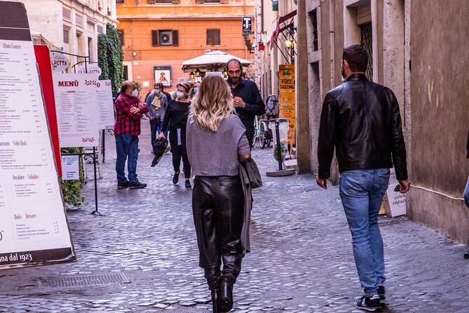 Rome City Center Walking Tour in a Small Group - Piazza Navona: Bernini Fountains and the Aperitivo Move