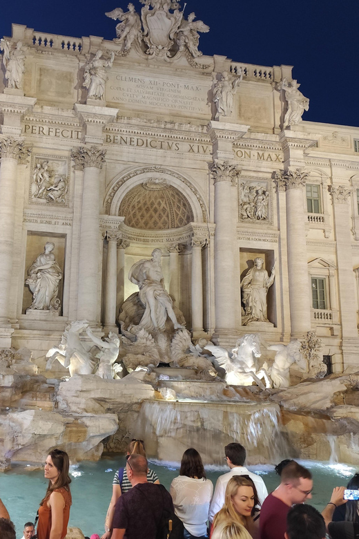 Rome: City Highlights Golf Cart Tour with Aperitivo - Aperitivo at Le Saline Shop with a Colosseum View