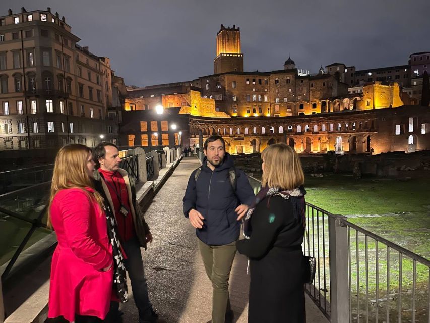 Rome: City Highlights Small Group Walking Tour by Night - Why Rome looks better when the lights turn on