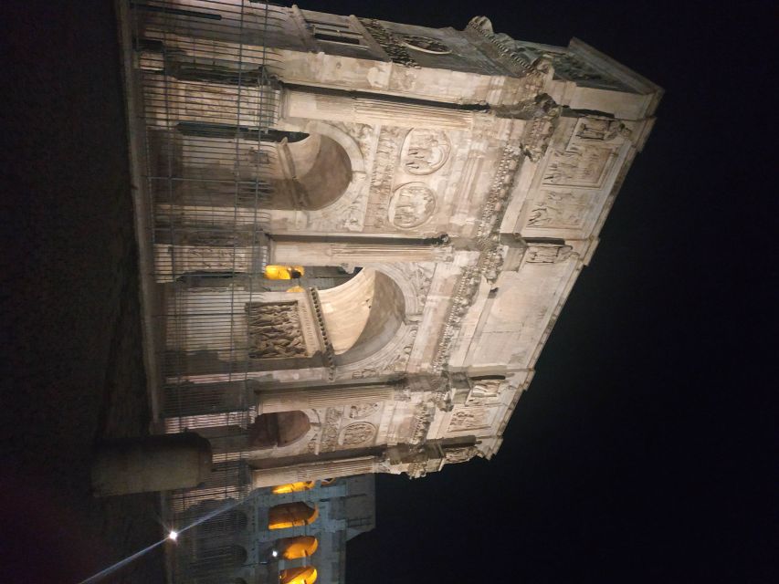 Rome: City Highlights Small Group Walking Tour by Night - Roman Forum viewpoints: seeing the ruins through the right lens