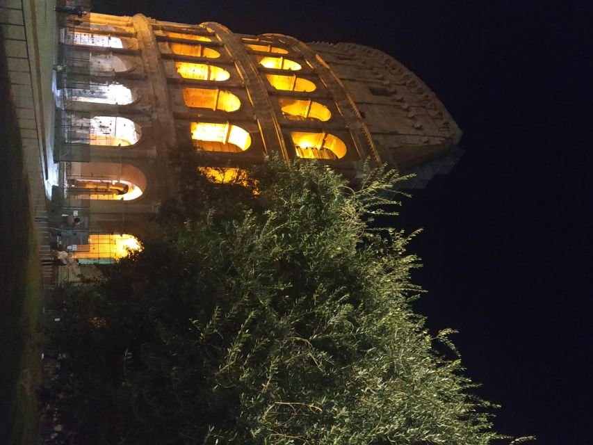 Rome: City Highlights Small Group Walking Tour by Night - Piazza di Spagna as your launch point