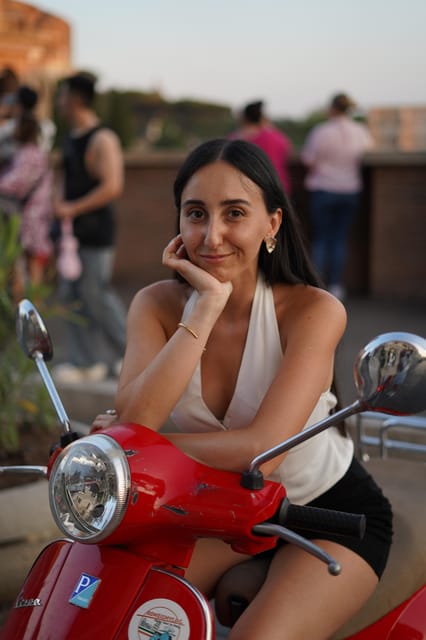 Rome: City Tour by Vespa with Aperol Spritz - Fontana dell’Acqua Paola to Janiculum Hill: the route turns into a view