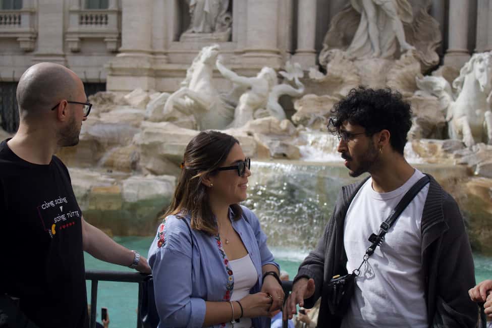Rome: City Walking Tour in English or Spanish - Galleria Sciarra: The Quiet Side of Rome (20 Minutes)