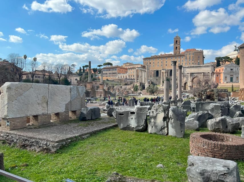 Rome: Colosseum and Roman Forum Access with Audio Guide App - Key things to know before you go