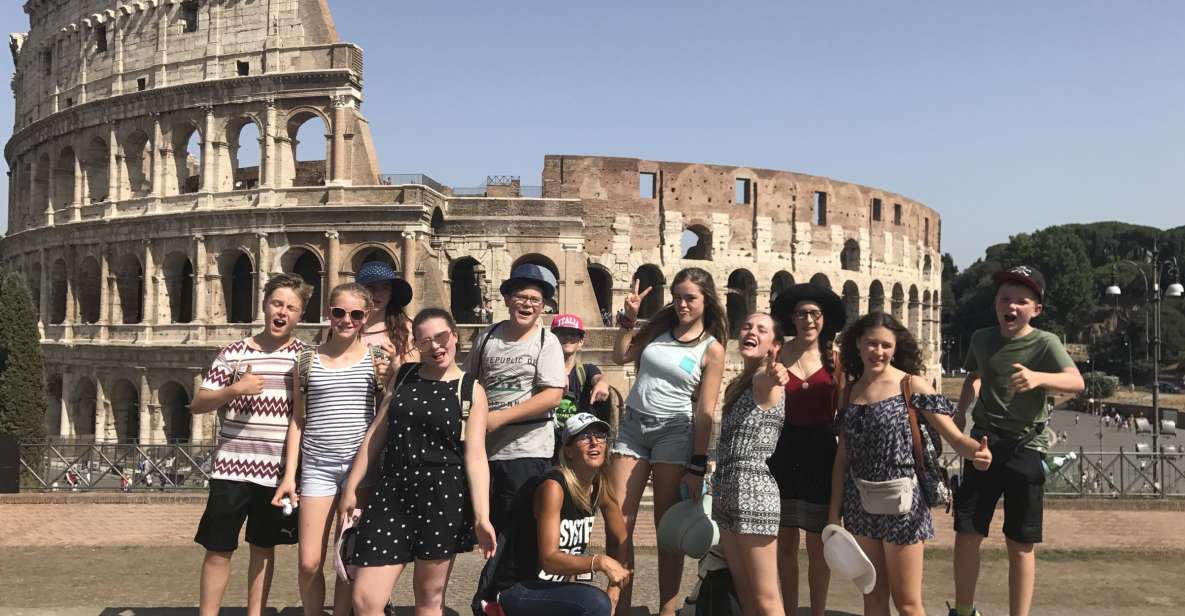 Rome: Colosseum and Roman Forum Small Group Tour in German - Entering the Colosseum: more than a photo stop