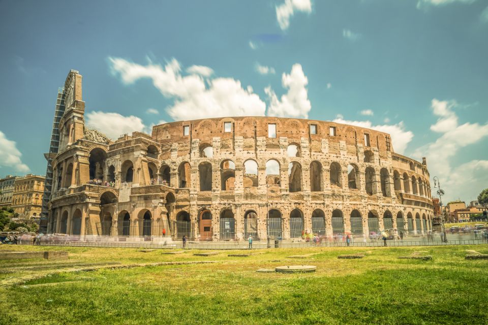 Rome: Colosseum, Arena and Ancient Rome Private Guided Tour - Getting started at Piazza del Colosseo: where you meet and how to not miss the moment