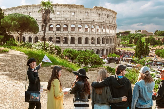 Rome: Colosseum Arena Floor, Roman Forum and Palatine Hill Tour - The meeting point on Via delle Terme di Tito (no hotel pickup)