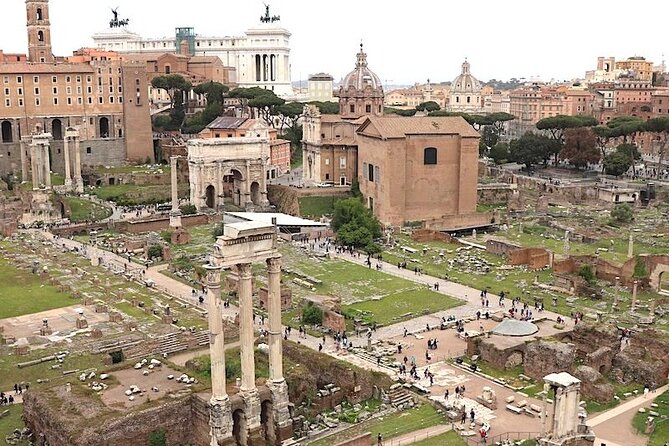 Rome: Colosseum Arena Floor Tour with Roman Forum & Palatine Hill - Guides and Group Energy: From Raffa to Gabriel