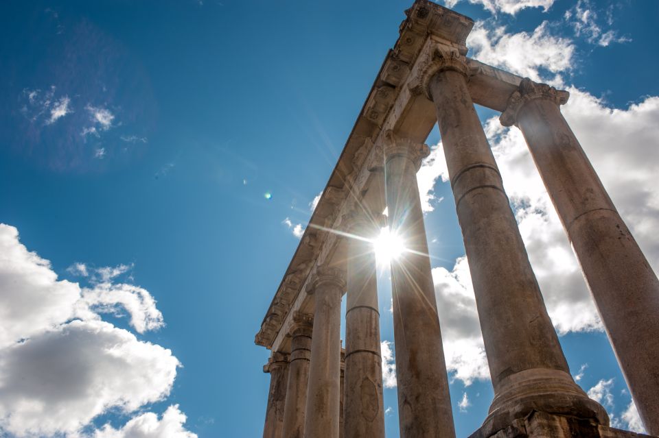 Rome: Colosseum Arena, Forum & Palatine Hill Private tour - Price and value: is $1,693.85 per person worth it?
