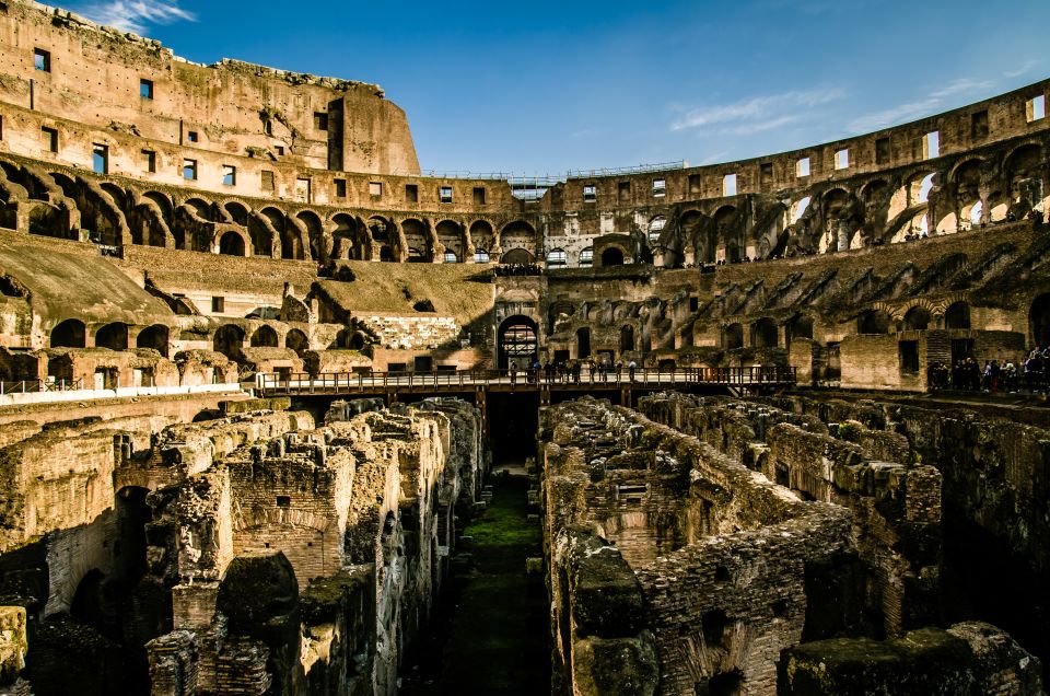 Rome: Colosseum Arena Private 1.5 hour Tour - Entering the Colosseum: where the arena story begins