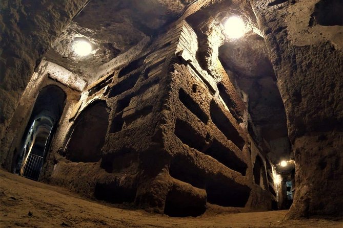 Rome Colosseum & Catacombs Underground Tours & Transfer - Meeting point and getting into the Colosseum smoothly