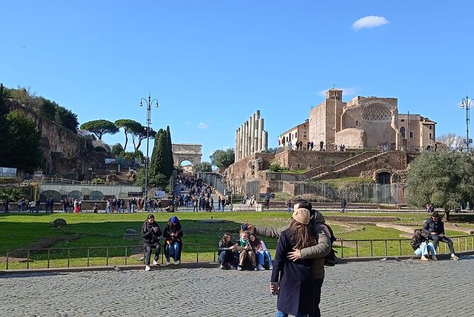 Rome: Colosseum Entry with Forum & Palatine - Group size, crowds, and why audio expectations can matter