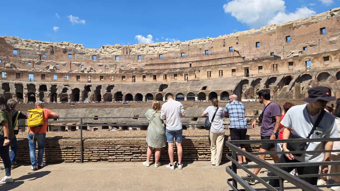 Rome: Colosseum Express Tour and Roman Forum Access - The Colosseum Guided Portion: What You’ll Learn in About an Hour