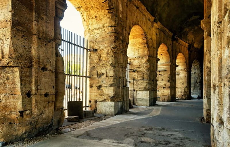 Rome: Colosseum Express Tour and Roman Forum Access - Getting the Most From the Colosseum Photos (Without Losing the Story)