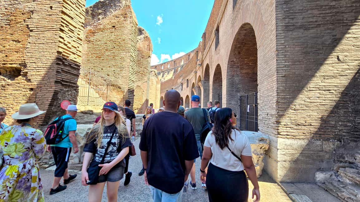 Rome: Colosseum Express Tour and Roman Forum Access - Palatine Hill Terrace: Why That View Feels Like the Payoff