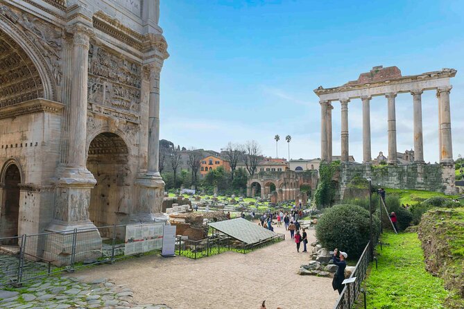 Rome: Colosseum, Forum, and Palatine Hill 3 hr Tour - The Arch of Titus: a short stop with big story value